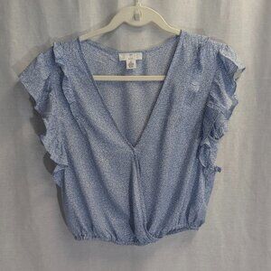 Ivy + Main Size Medium Crop Top Baby Blue
